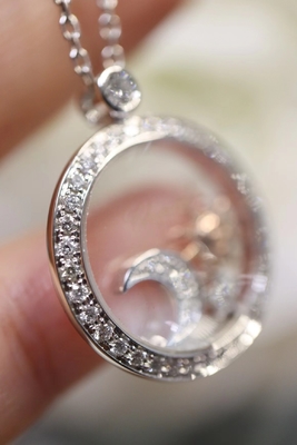 Fine Custom Jewelry adorned with Diamond Embellishments Chopard Jewelry - Uniquely Crafted Diamond Necklace