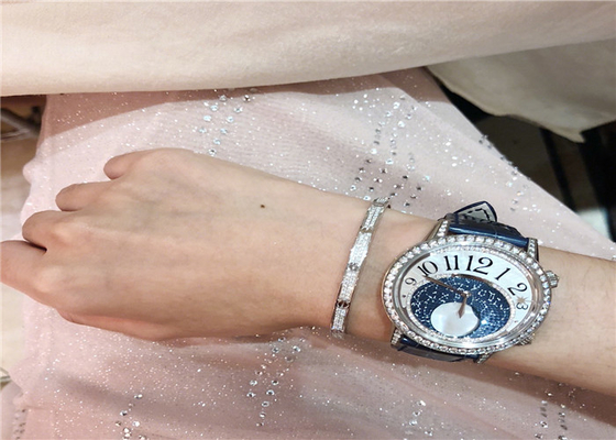 Unisex 18K Gold Diamond Jewelry , Brand Love Bracelet Diamond Paved