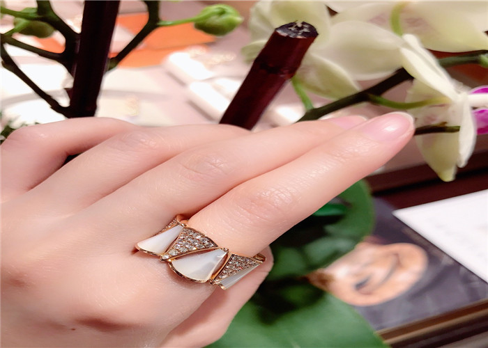 Exquisite 18K Gold Diamond Ring with Diamond Embellished Design, 10 Workdays Delivery, 1 PC Minimum Order