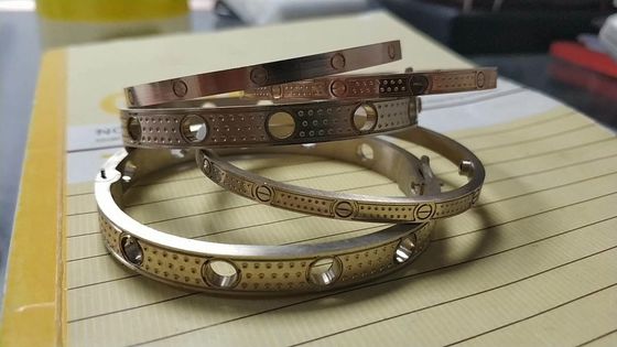 OEM 18k Χρυσό Κοσμήματα Κίνα Εταιρεία Custom Brand Κοσμήματα Εγκαταστάσεις